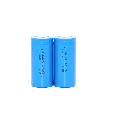 32700 Lithium-Eisen-Phosphat-Batteriezelle 3.2V 6000mAh LiFePO4 3C Entladung